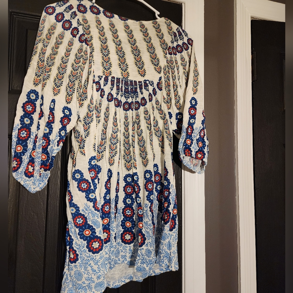 Square tee - Picture 2 of 2
